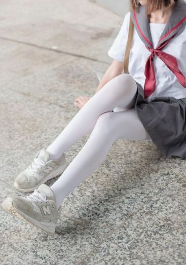 花吃了那女孩