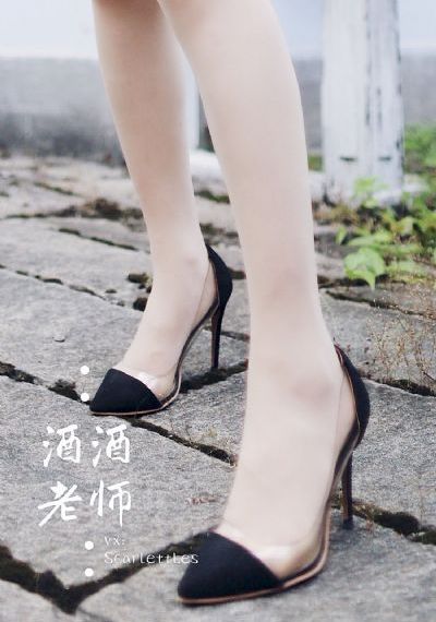打扑克又叫又疼视频