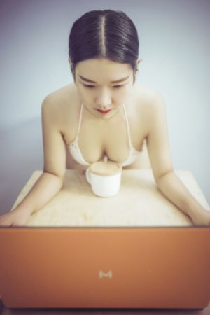 肉体派对