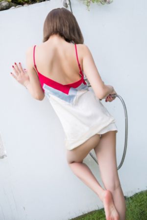 年轻夫妇交换