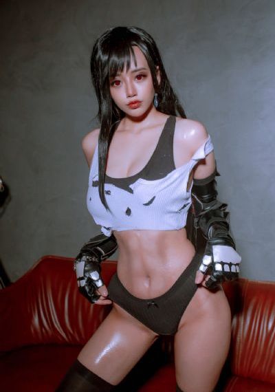 特别的她