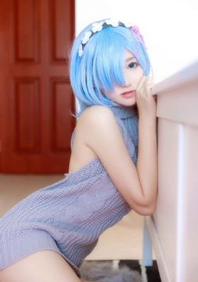 美丽的小蜜桃在线播放