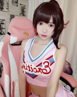 漂亮的保姆完整版